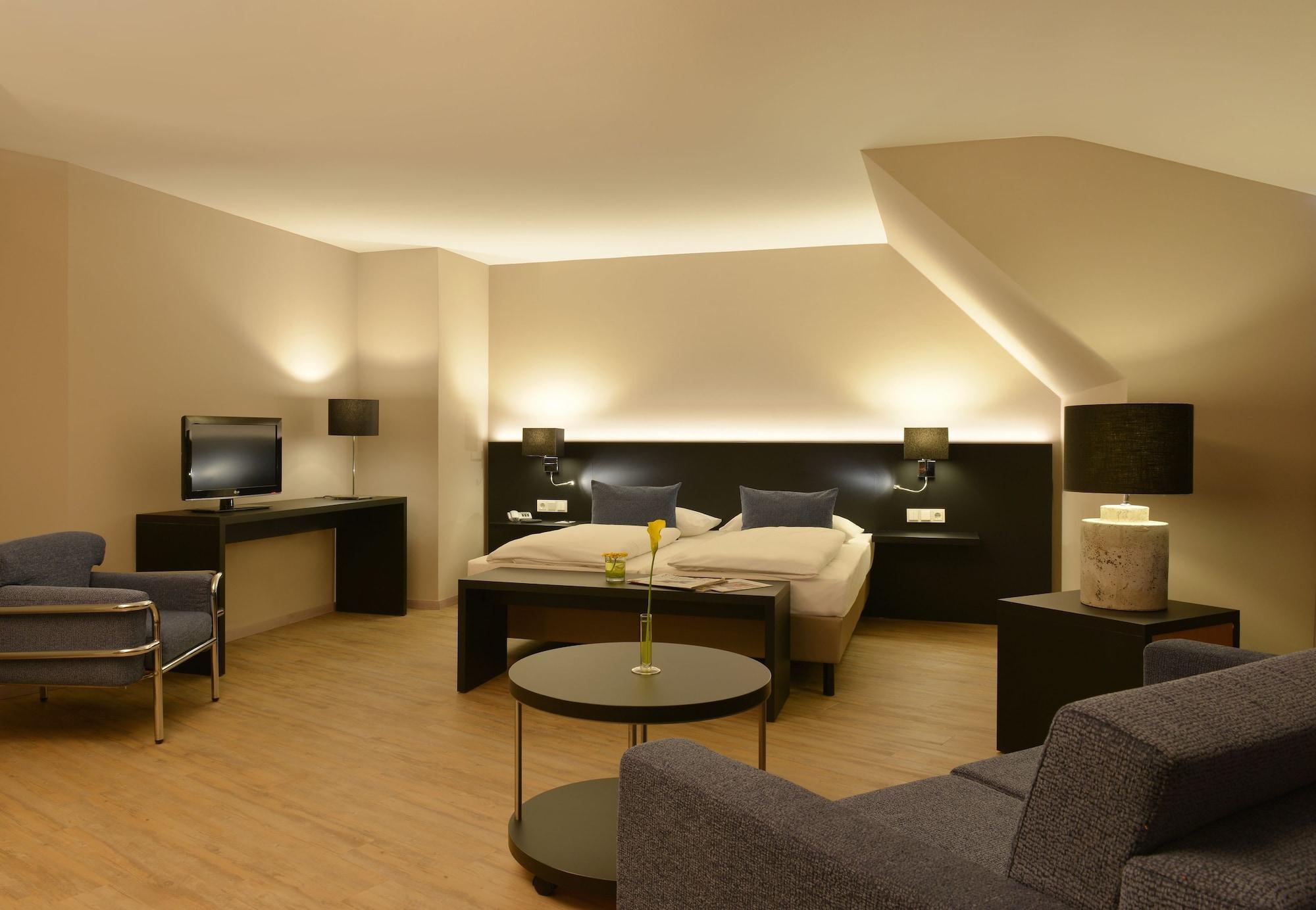 Relexa Waldhotel Schatten Stuttgart Dış mekan fotoğraf