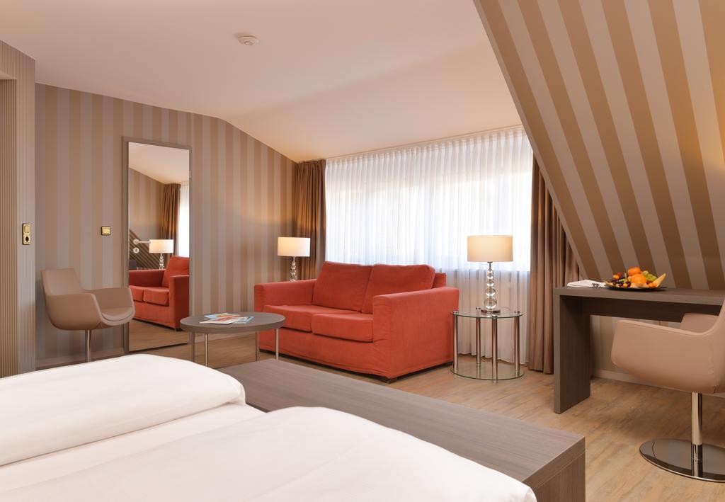 Relexa Waldhotel Schatten Stuttgart Dış mekan fotoğraf