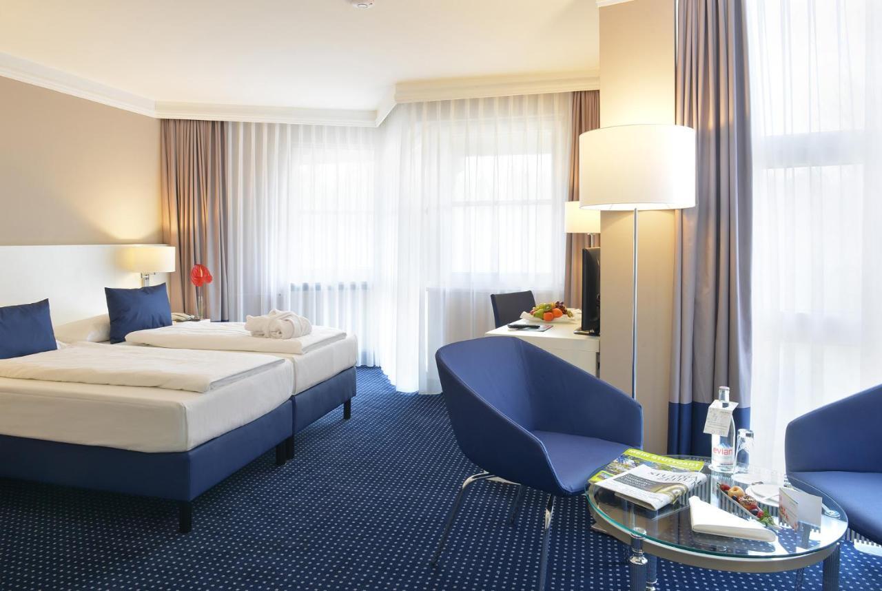 Relexa Waldhotel Schatten Stuttgart Dış mekan fotoğraf